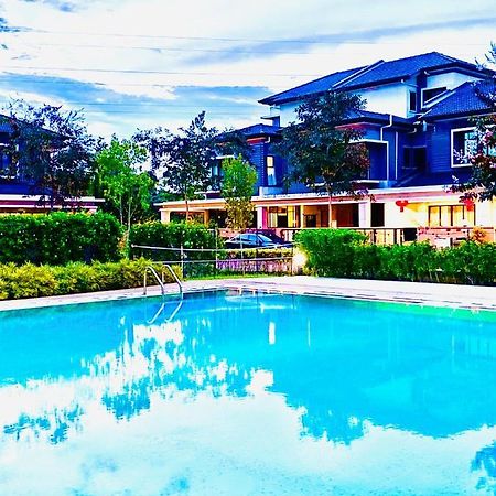 Faizal Madhi Homestay Кучинг Экстерьер фото