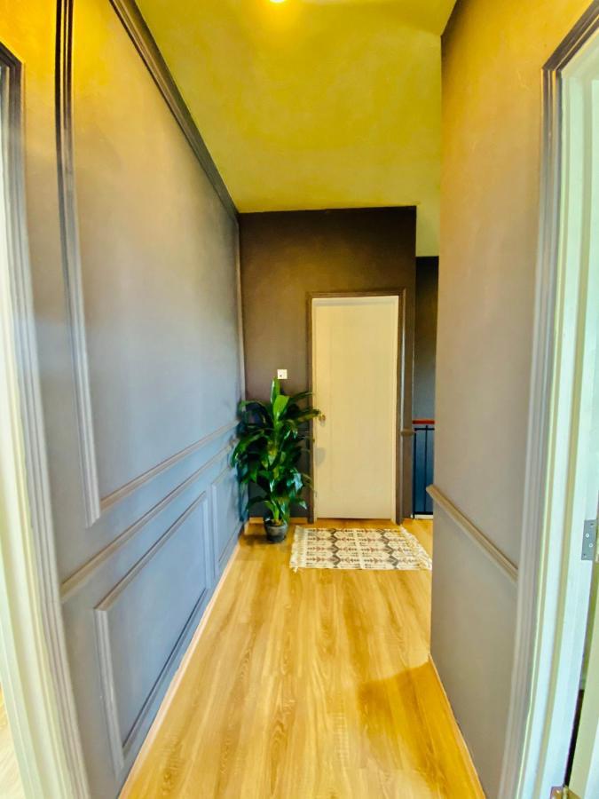 Faizal Madhi Homestay Кучинг Экстерьер фото