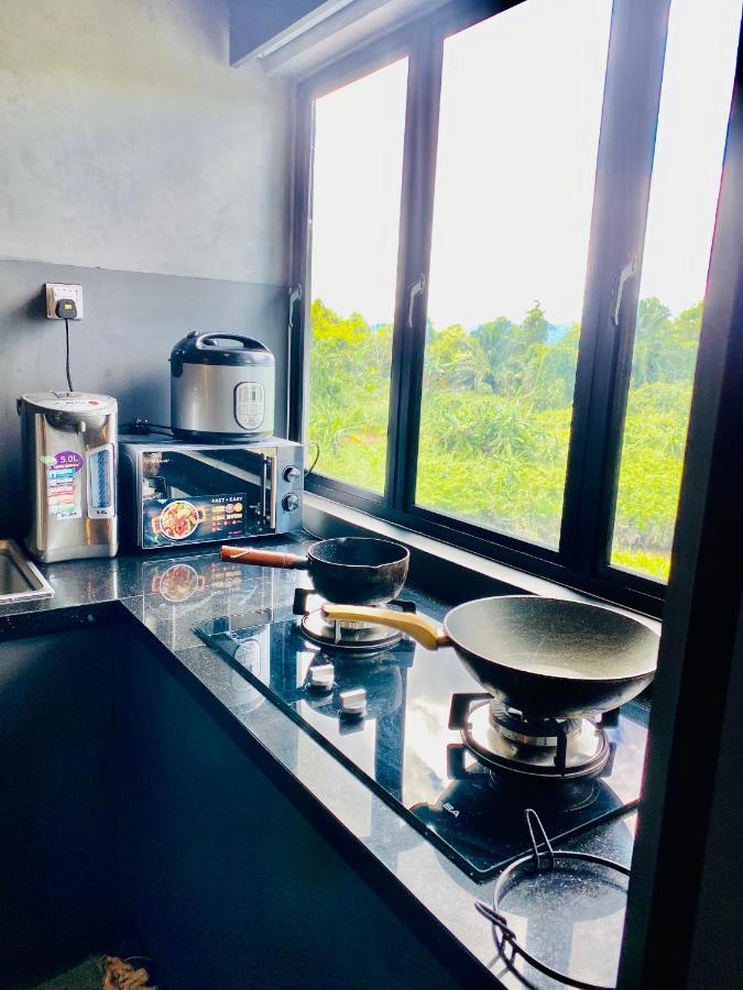 Faizal Madhi Homestay Кучинг Экстерьер фото