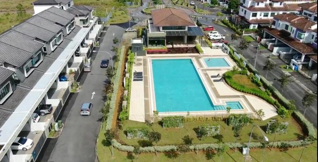 Faizal Madhi Homestay Кучинг Экстерьер фото